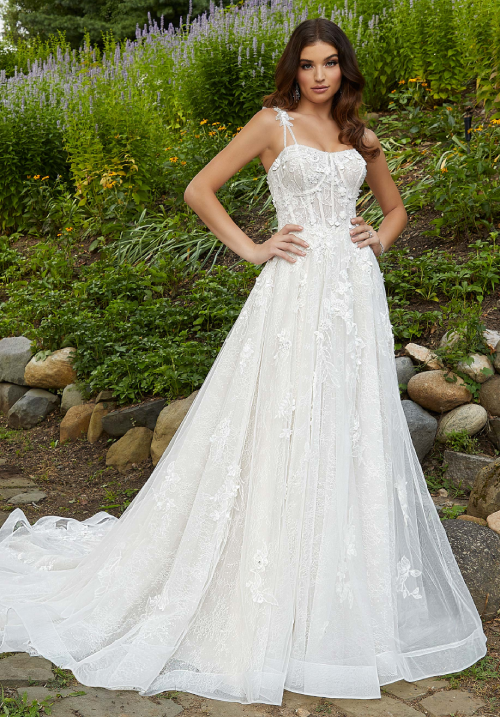 2022 Wedding Dress Trends Image